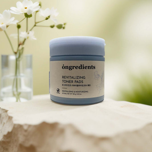Ongredients Revitalizing Toner Pads jar with Butterfly Pea