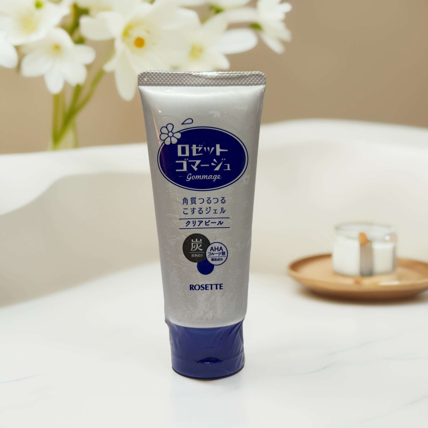 Rosette Gommage Clear Peeling Gel with Charcoal & AHA