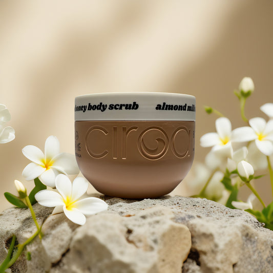 Soothing Exfoliation | Almond & Honey Body Scrub by Ciraa – 21.2 oz