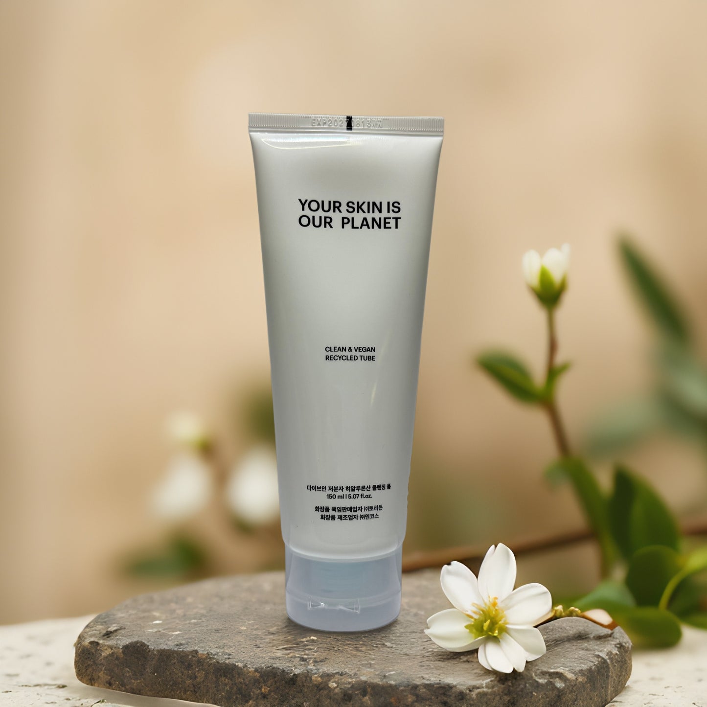 Gentle Hydration | Dive-In Facial Cleansing Foam by Torriden – 5.1 fl oz