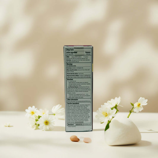 Back view of Burt's Bees SPF 30 lotion box with ingredients.