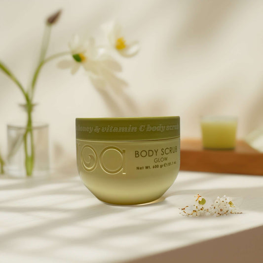 Glow & Smooth | Vitamin C Body Scrub by Circa Beauty – 21.1 fl oz