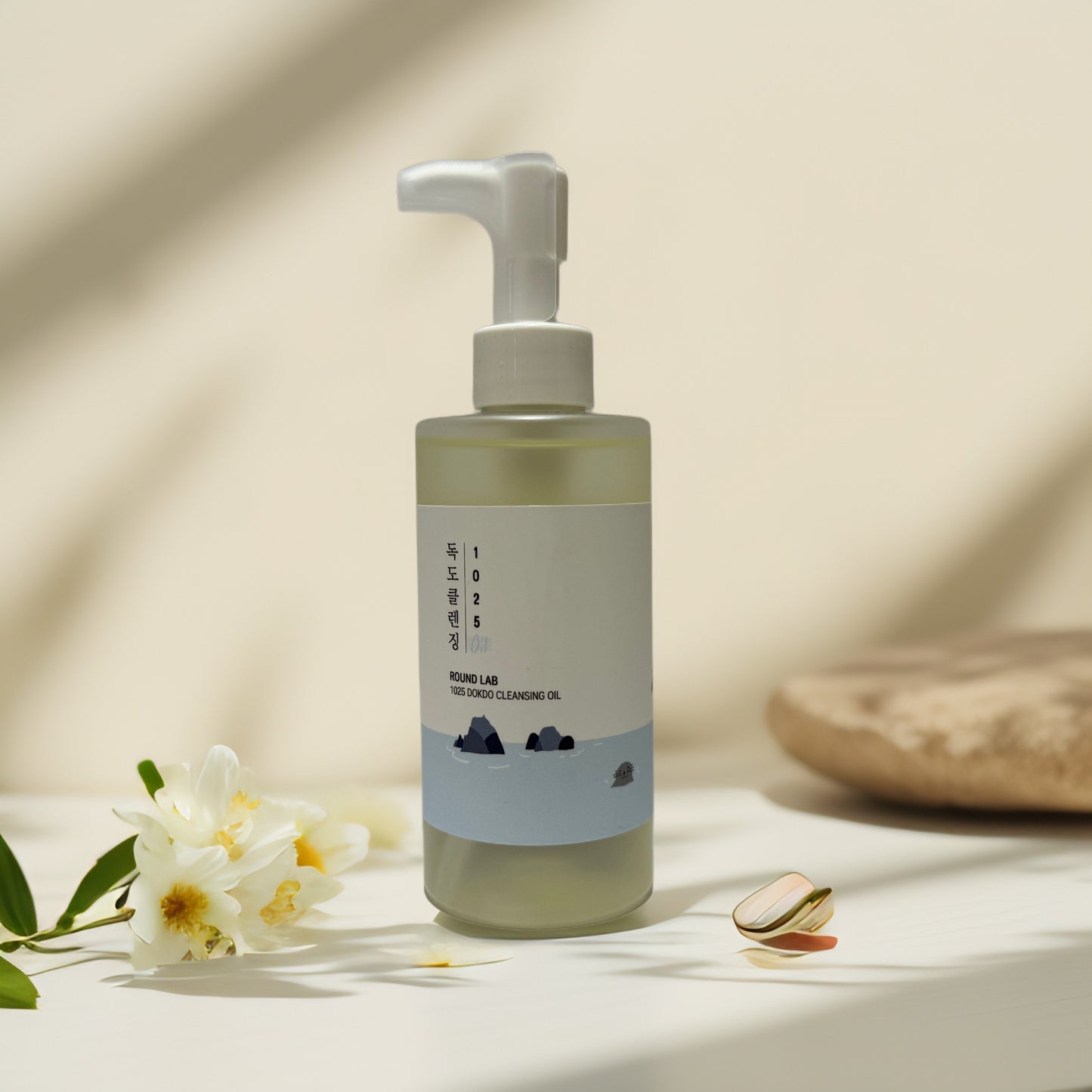 Deep Cleanse & Hydration | 1025 Dokdo Cleansing Oil by Round Lab - 6.8 fl oz