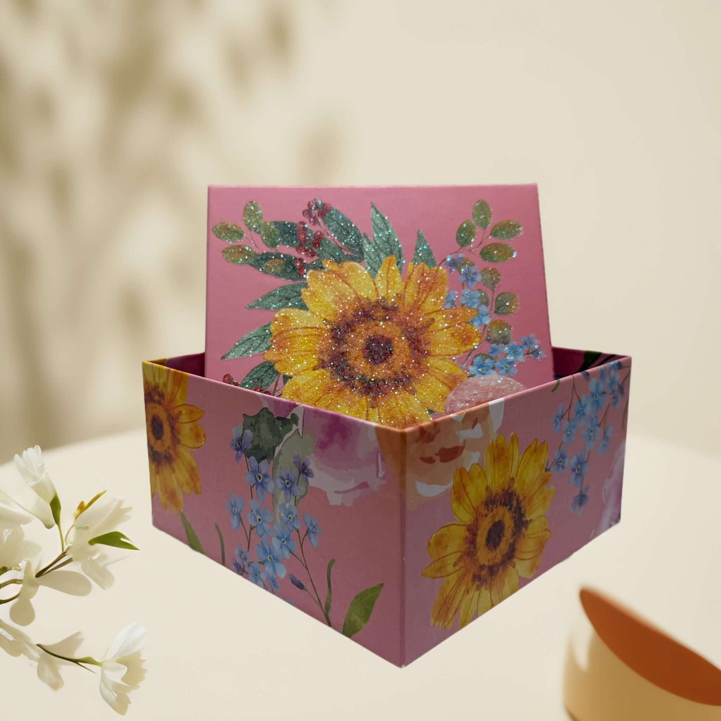 Standard Boxes for Gift Sets and Curated Skincare