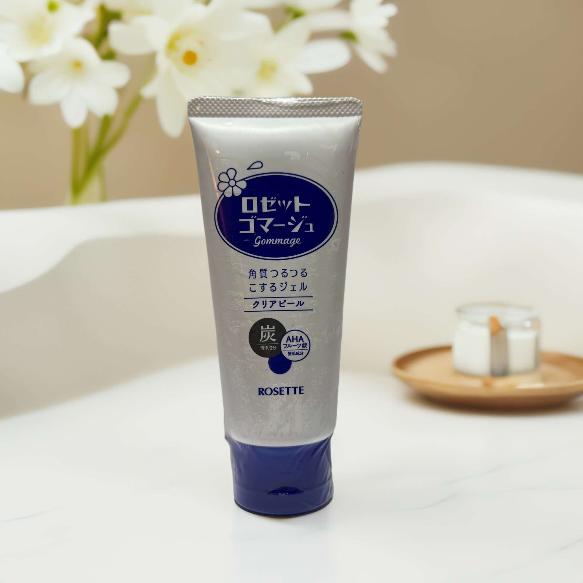 Rosette Gommage Clear Peeling Gel with Charcoal & AHA