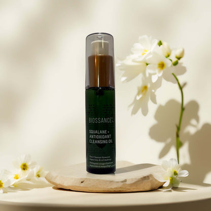 Nourishing Makeup Removal | Squalane Cleansing Oil by Biossance - 0.8 fl oz