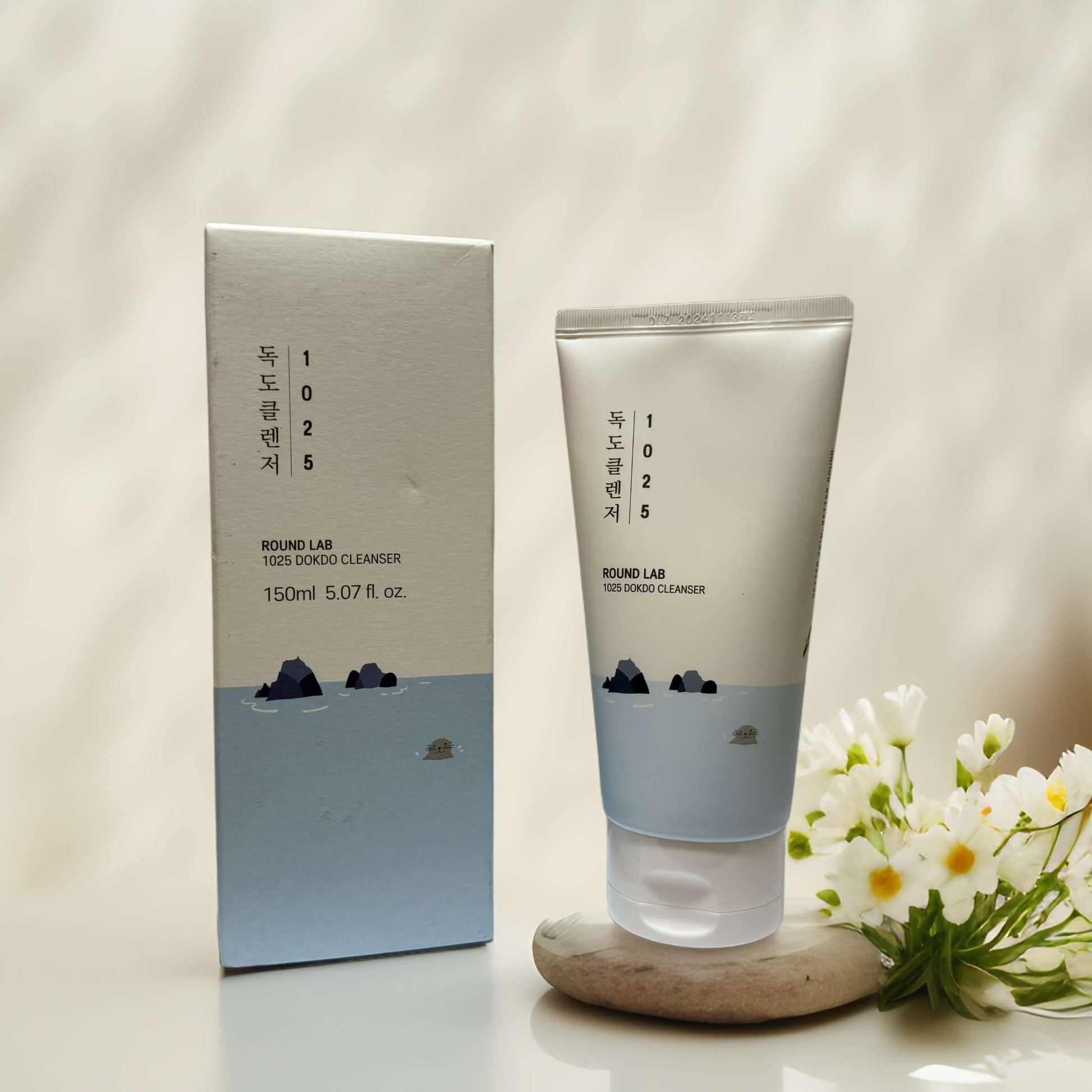 Round Lab 1025 Dokdo Cleanser packaging and tube, 5.1 fl oz.