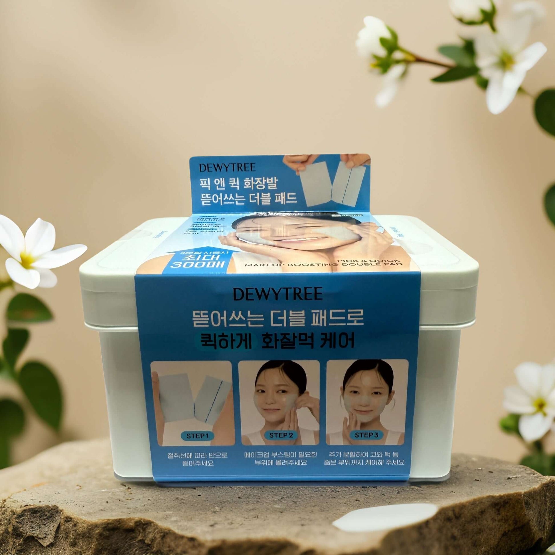 Dewytree Hydrate & Prime double pads packaging, featuring steps for use and instructions for skin hydration.