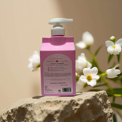 Hydrating & Brightening | Strawberry Oat Milk Body Cleanser by Crème – 16.9 fl oz