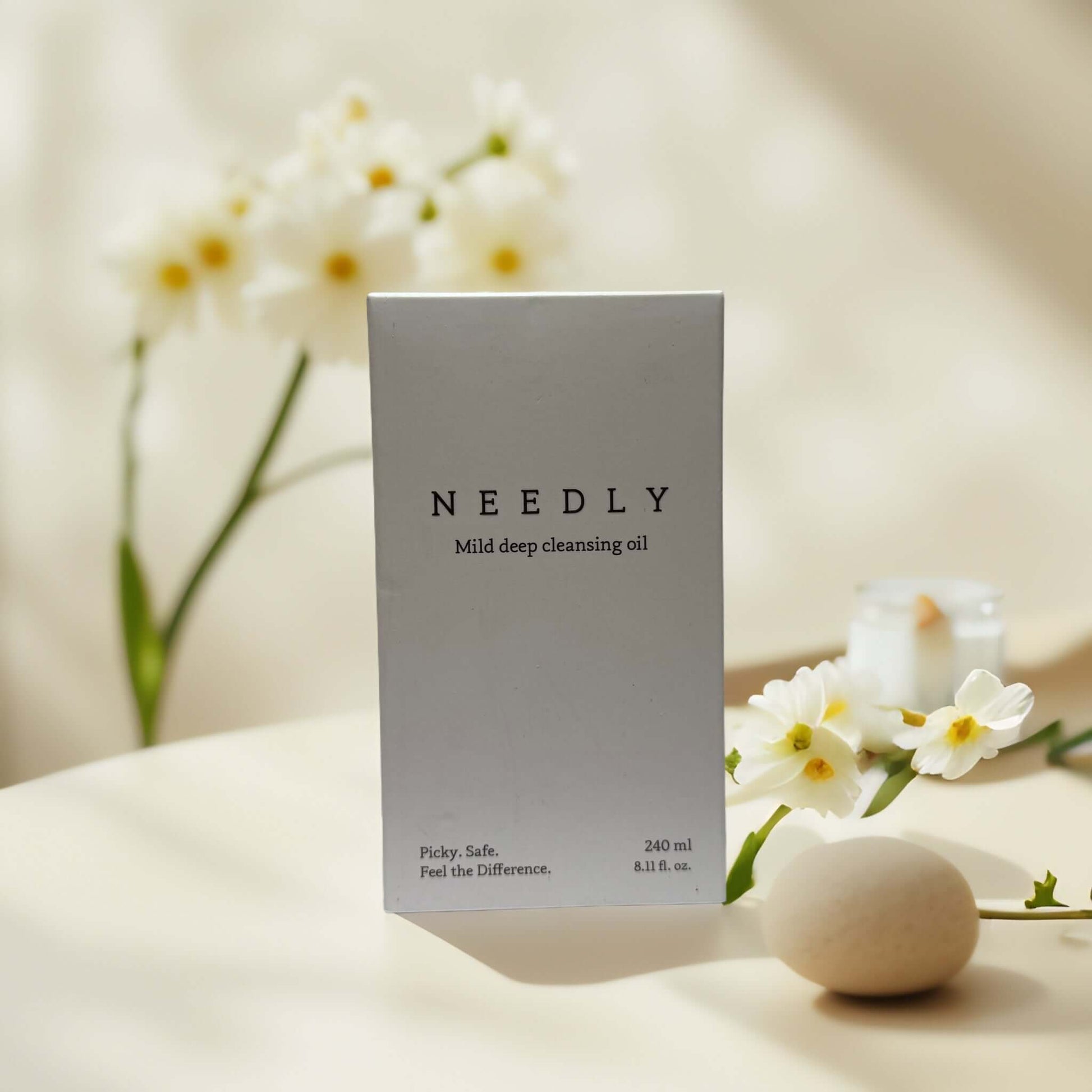 Needly Mild Deep Cleansing Oil 240 ml packaging on display
