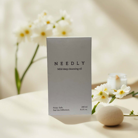 Needly Mild Deep Cleansing Oil 240 ml packaging on display
